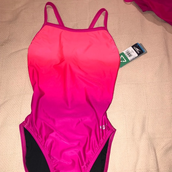 size 34 speedo swimsuit